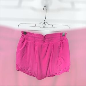 Lululemon Hotty Hot High Rise Skirt
Sonic Pink